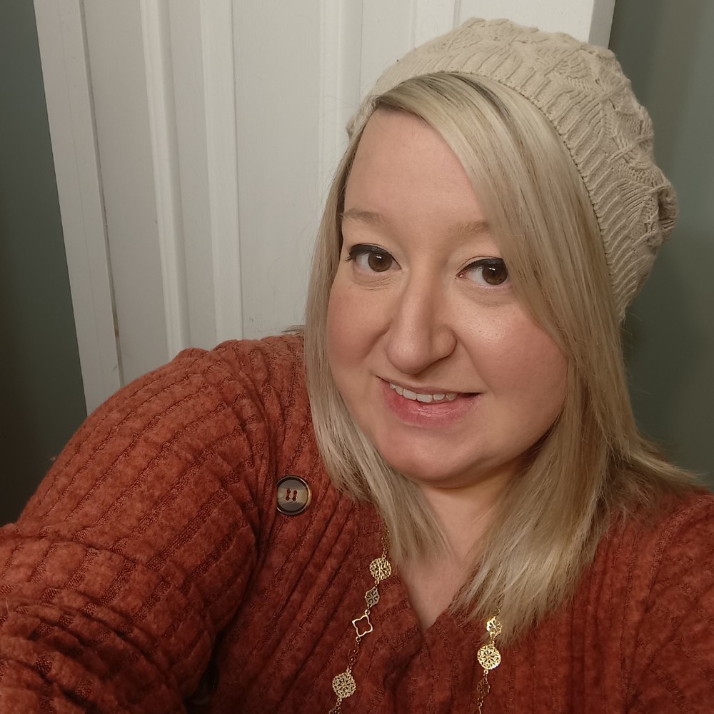 Meet your Posher, Victoria